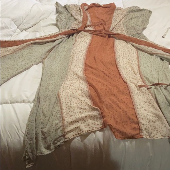 Sheer cheetah cardigan - Picture 3 of 4